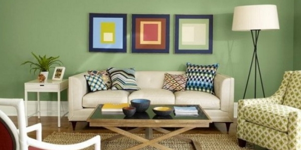 μοντέρνο σαλόνι με συνδυασμούς χρωμάτων στους τοίχους