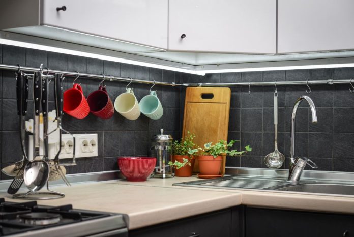 ιδέες για να εξοικονομήσεις χώρο στο πάγκο της κουζίνας σου