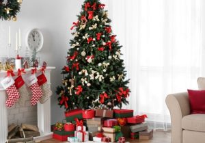δώρα κάτω από το χριστουγεννιάτικο δέντρο