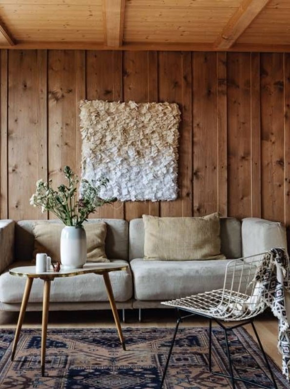 ξύλινος τοίχος σαλόνι