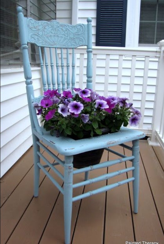 vintage καρέκλα λουλούδια
