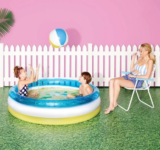 φουσκωτή πισίνα για παιδιά
