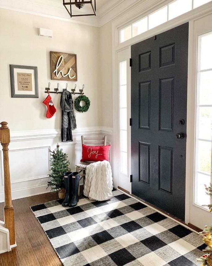 ασπρόμαυρο καρό χαλάκι είσοδος χριστουγεννιάτικη είσοδο